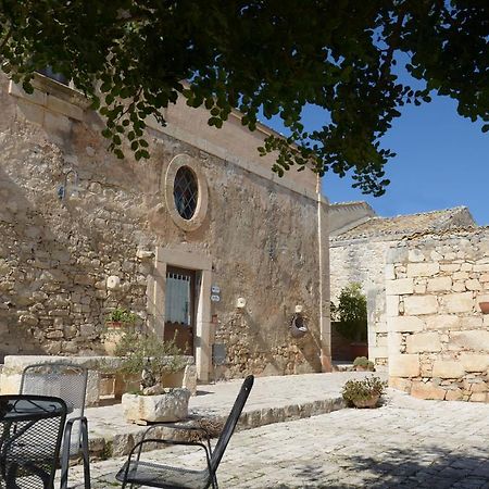 Hostal Casina Di Grotta Di Ferro Santa Croce Camerina Exterior foto