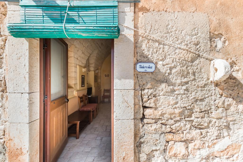 Hostal Casina Di Grotta Di Ferro Santa Croce Camerina Exterior foto